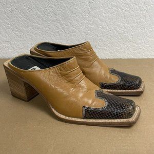 Privilege Cowgirl Slip On Shoes , Size 6/ 36.5, Genuine Leather/ Snake/ Italy